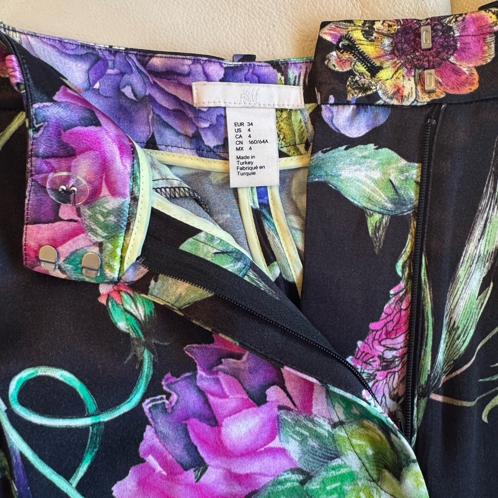H&M High Waist Dressy Trouser Tropical Print - Picture 6 of 14